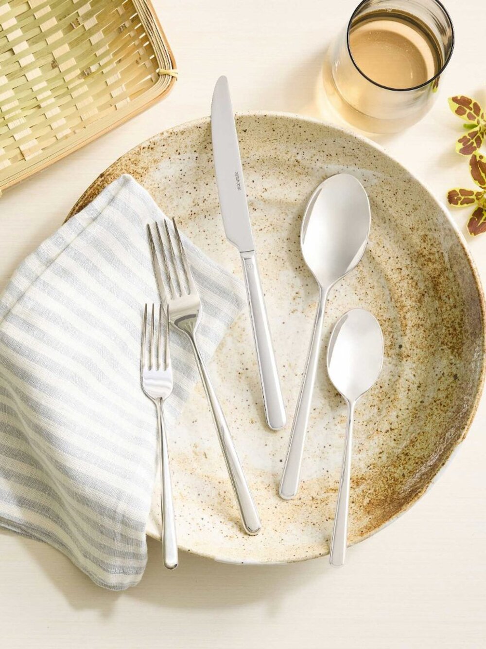 Gia Minimalist 20 Piece Flatware Set - Polished Stainless Steel - Picture 2 of 7